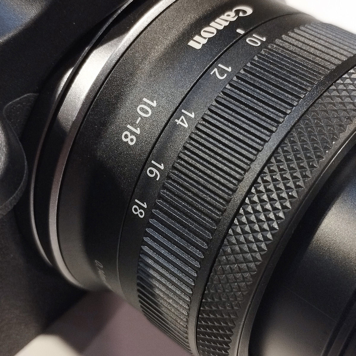 RF-S10-18mm F4.5-6.3 IS STM