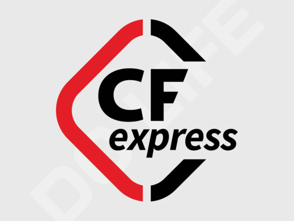 CFexpressカード
