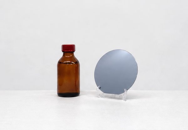 住友化学の超低屈折率透明薄膜材料