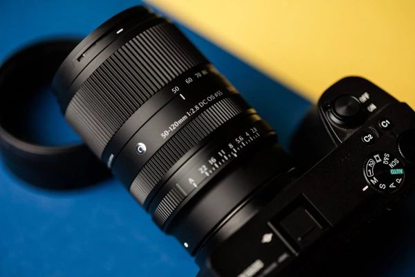 50-120mm F2.8 DC OS 製品画像